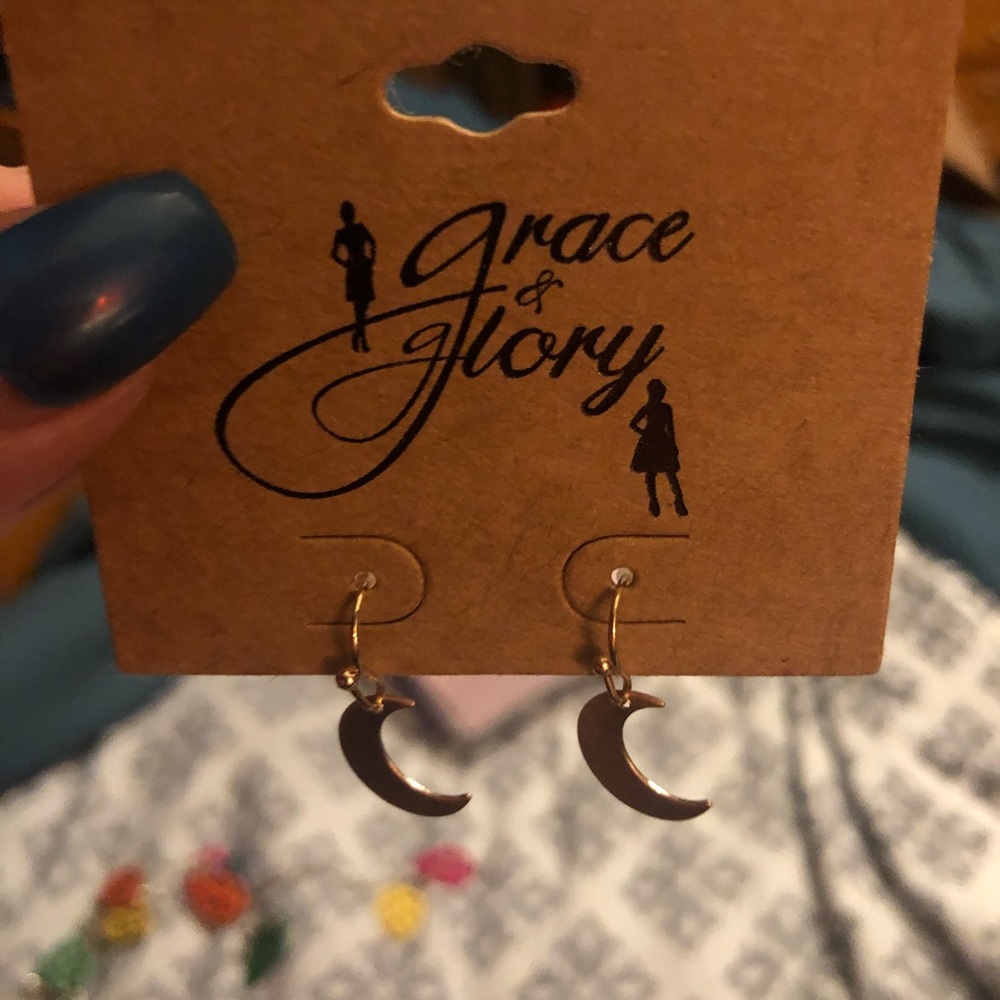 Moon earrings - Picture 2 of 2